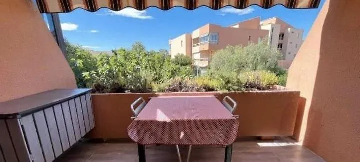Appartement Studio Mezzanine 4 Couchages La Londe Les Maures Lal220-093 0*, La Londe-les-Maures France